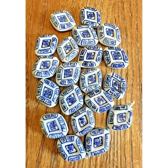 20 Blue White Asian Print Porcelain Beads Crafts Jewelry Making - Picture 1 of 5